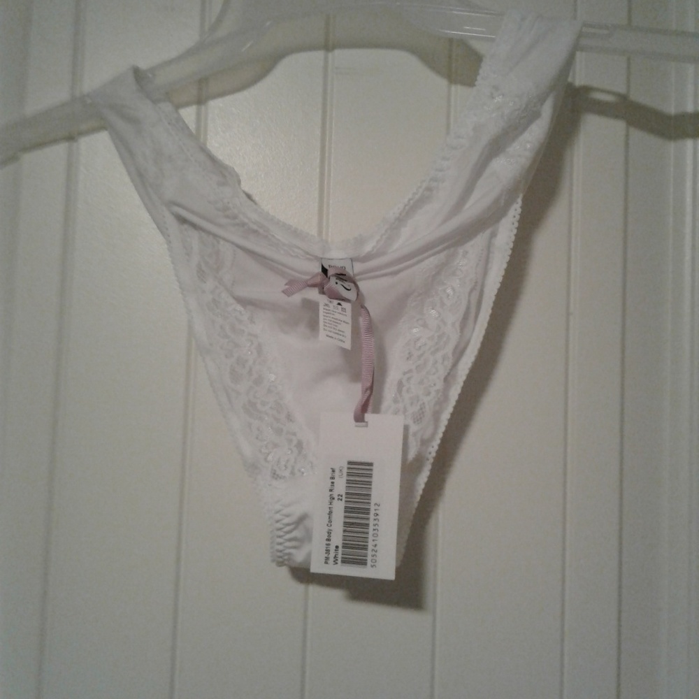 Pour moi white panty